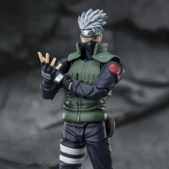 Bandai Spirits Naruto: Shippuden S.H.Figuarts Kakashi Hatake (Famed Sharingan Hero)