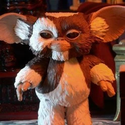 NECA Gremlins Ultimate Gizmo Figure