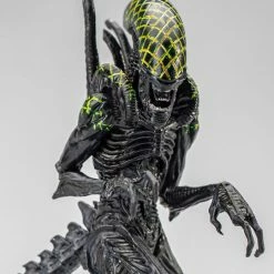 Hiya Toys Movies / TV Alien Vs. Predator Grid Alien 1:18 Scale PX Previews Exclusive Figure