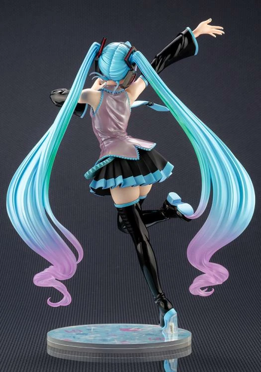 Deals ๐ Kotobukiya Vocaloid Bishoujo Hatsune Miku (feat. My Little Pony) ๐ 8 Kotobukiya Vocaloid Bishoujo Hatsune Miku (feat. My Little Pony)