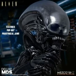 Movies / TV Alien Mezco Designer Series Deluxe Alien Set