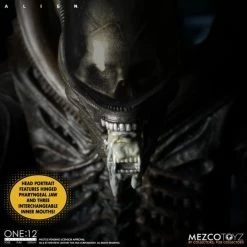Mezco Alien One:12 Collective Alien