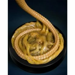 Discount 👏 Hollywood Collectibles Group Aliens Facehugger Life-Size Statue 🌟 15 Hollywood Collectibles Group Aliens Facehugger Life-Size Statue