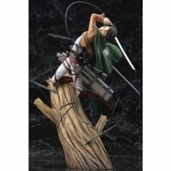 Kotobukiya Attack On Titan ArtFX J Levi Statue (Renewal Package Variant)