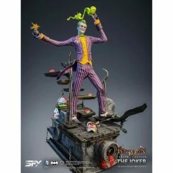 Silver Fox Collectibles Batman: Arkham Asylum The Joker 1/8 Scale Statue