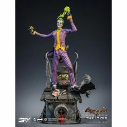 Silver Fox Collectibles Batman: Arkham Asylum The Joker 1/8 Scale Statue