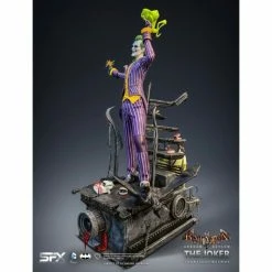 Silver Fox Collectibles Batman: Arkham Asylum The Joker 1/8 Scale Statue