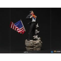Iron Studios DC Comics Clark Kent 1/10 Deluxe Art Scale Statue