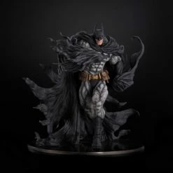 Union Creative DC Sofbinal Batman (Hard Black Ver.)
