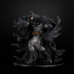 Union Creative DC Sofbinal Batman (Hard Black Ver.)