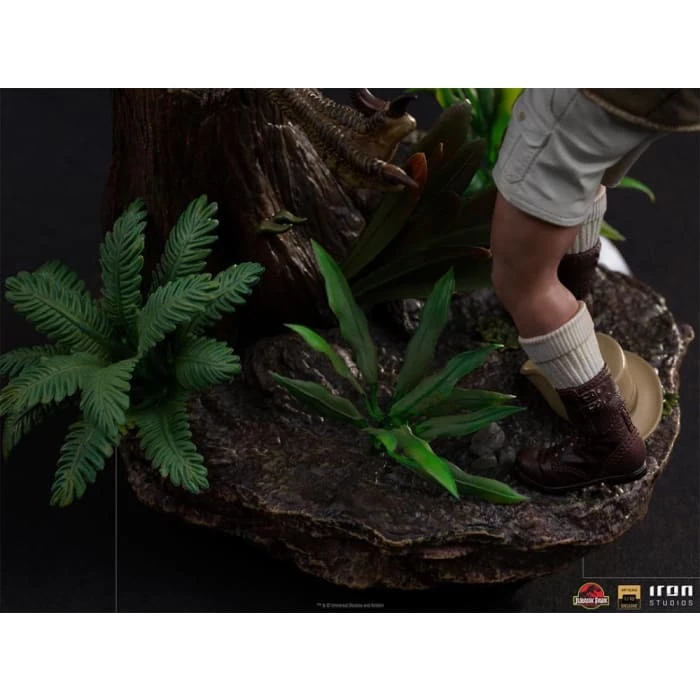 Best Pirce 🧨 Iron Studios Jurassic Park Clever Girl Deluxe 1/10 Art Scale Statue ❤️ 13 Iron Studios Jurassic Park Clever Girl Deluxe 1/10 Art Scale Statue