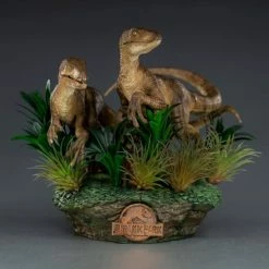 Iron Studios Jurassic Park Just The Two Raptors 1/10 Deluxe Art Scale Statue