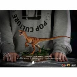 Iron Studios Jurassic Park: The Lost World Velociraptor 1/10 Deluxe Art Scale Statue