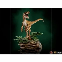 Iron Studios Jurassic Park: The Lost World Velociraptor 1/10 Deluxe Art Scale Statue