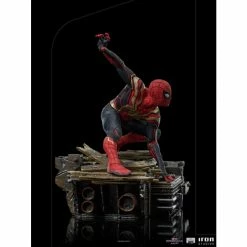 Iron Studios Spider-Man: No Way Home Battle Diorama Series Spider-Man (Peter #1) 1/10 Art Scale Statue