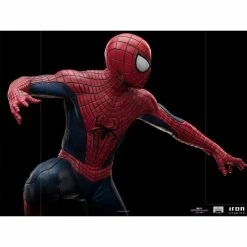 Iron Studios Spider-Man: No Way Home Battle Diorama Series Spider-Man (Peter #3) 1/10 Art Scale Statue