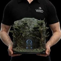 Weta Workshop The Lord Of The Rings Doors Of Durin Statue