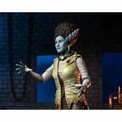 NECA Universal Monsters X Teenage Mutant Ninja Turtles Ultimate April O'Neil As The Bride Of Frankenstein