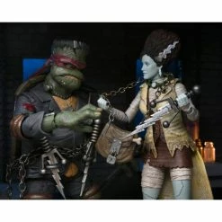 NECA Universal Monsters X Teenage Mutant Ninja Turtles Ultimate April O'Neil As The Bride Of Frankenstein
